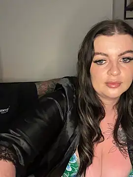 Maddison Leighxo online show from July 2026 08:34:02 PM