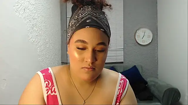 leilasosexy online show from June 2026 03:56:02 PM