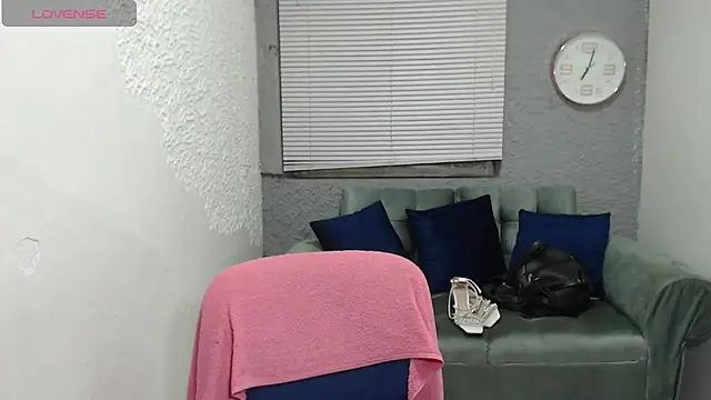 leilasosexy online show from June 2026 02:55:02 PM
