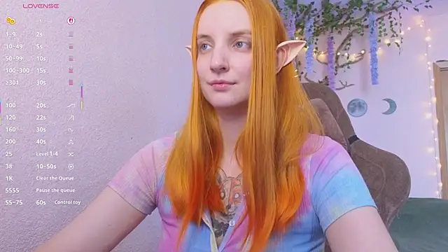Snapshot of Elfie_Agatha chatting on June 2026 09:35:02 AM Elfie Agatha online show from June 2026 09:35:02 AM