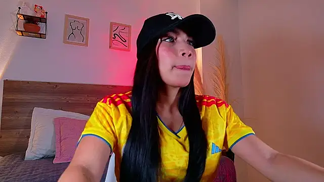  Emmakiss  online show from July 2026 09:08:02 PM