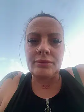 Snapshot of inkgirl222 chatting on July 2026 08:05:01 PM inkgirl222 online show from July 2026 08:05:01 PM