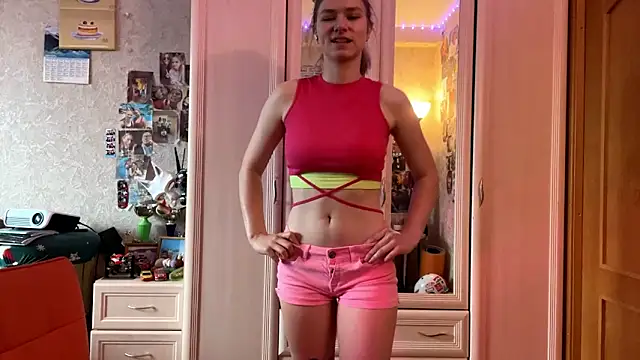 Codi Rostersy online show from June 2026 12:04:02 PM