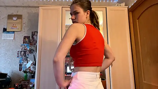 Codi Rostersy online show from June 2026 03:26:01 AM