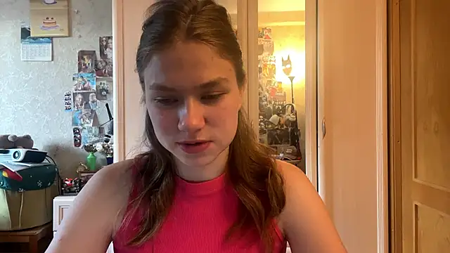 Codi Rostersy online show from June 2026 03:05:01 AM