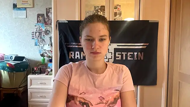 Codi Rostersy online show from July 2026 05:05:02 AM