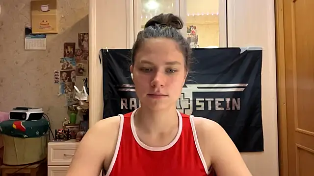 Codi Rostersy online show from July 2026 08:16:02 PM
