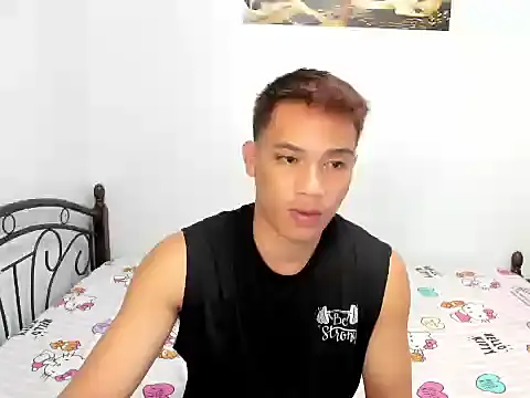 urfucker vinz online show from June 2026 12:43:01 PM