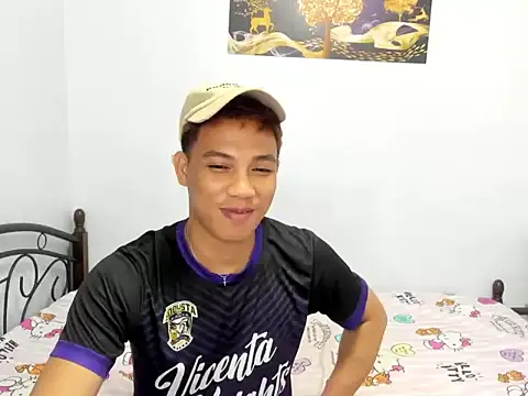 urfucker vinz online show from June 2026 01:10:01 PM