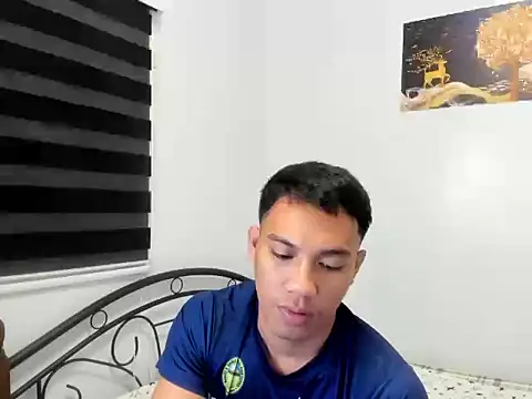 urfucker vinz online show from July 2026 02:12:02 PM