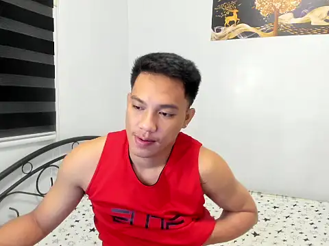 urfucker vinz online show from July 2026 12:42:01 PM