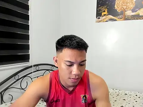 urfucker vinz online show from July 2026 12:47:01 PM