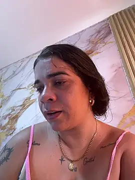 Siri Luxx online show from June 2026 06:06:02 PM