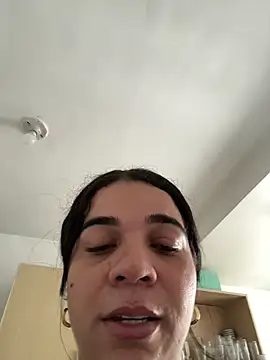 Siri Luxx online show from June 2026 02:41:02 PM