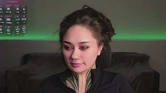 KarenHotFlirt online show from June 2026 02:19:02 PM
