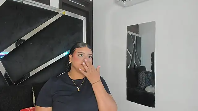 Coralhtx online show from July 2026 01:02:01 PM