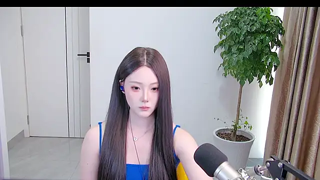 Yangyang5551 online show from June 2026 06:52:02 AM