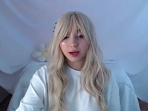 Han Minji online show from July 2026 06:59:01 PM