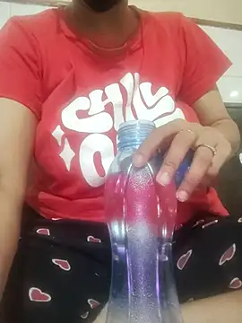 Snapshot of Anna_gougeous chatting on June 2026 06:35:02 PM Anna gougeous online show from June 2026 06:35:02 PM