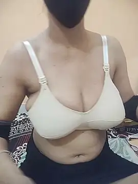 Snapshot of Anna_gougeous chatting on June 2026 06:41:02 AM Anna gougeous online show from June 2026 06:41:02 AM