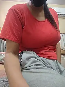 Snapshot of Anna_gougeous chatting on July 2026 01:45:02 AM Anna gougeous online show from July 2026 01:45:02 AM
