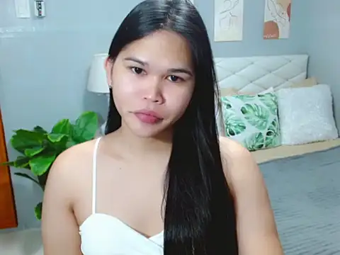 AlianaFord online show from July 2026 09:17:01 PM