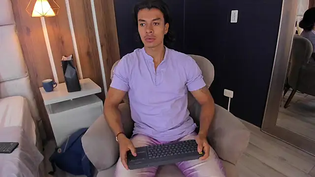 LycanMushu online show from July 2026 02:38:01 AM