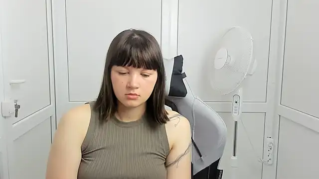 Vanilla Vixen online show from June 2026 05:56:01 AM