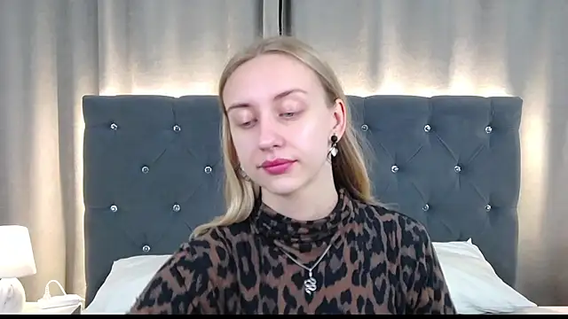 LirienVexx online show from July 2026 03:54:02 AM