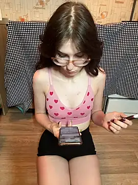 misipissi online show from June 2026 11:37:01 PM