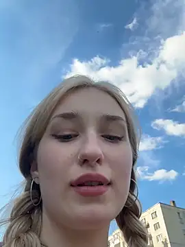 Polly Pop online show from June 2026 03:12:01 PM