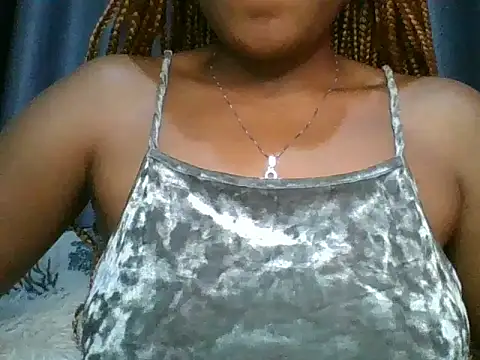 Snapshot of CreamyQueen254 chatting on July 2026 07:52:01 PM CreamyQueen254 online show from July 2026 07:52:01 PM