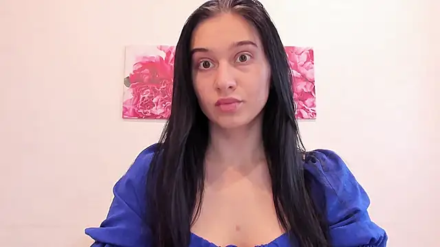 Camilla  Noor online show from June 2026 04:29:01 PM