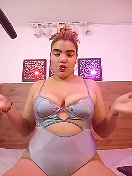 AMMY HONEY online show from July 2026 07:56:04 PM