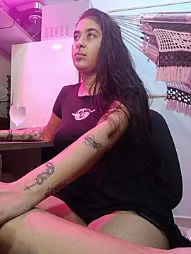 rainhajess online show from July 2026 09:00:01 PM