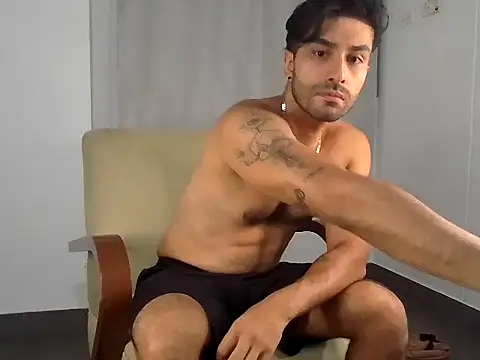 SantiagoMelendez online show from July 2026 03:45:01 AM