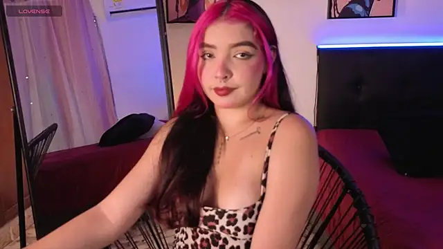Maia Mancini5 online show from July 2026 08:13:01 PM