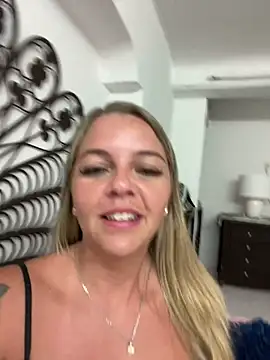 Snapshot of Cielo_in chatting on June 2026 03:13:02 AM Cielo in online show from June 2026 03:13:02 AM