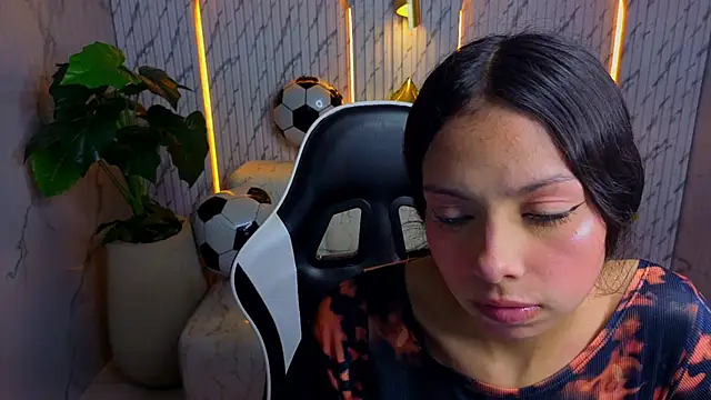 samantha tx  online show from June 2026 03:04:01 AM