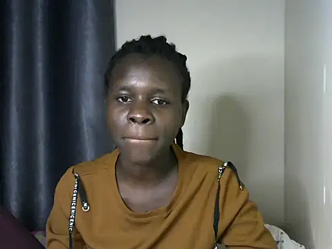 queen lola1 online show from July 2026 03:47:02 AM