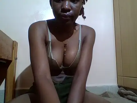 EbonyJuly online show from June 2026 07:17:01 AM