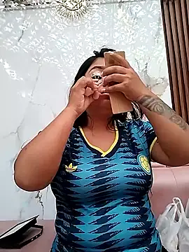 Amber Herrera online show from June 2026 12:29:02 PM