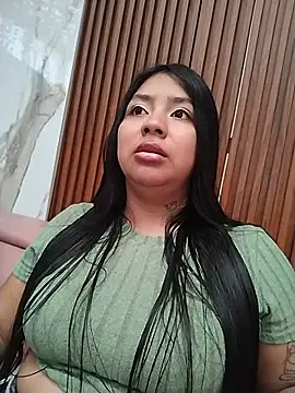 Amber Herrera online show from July 2026 12:30:01 PM