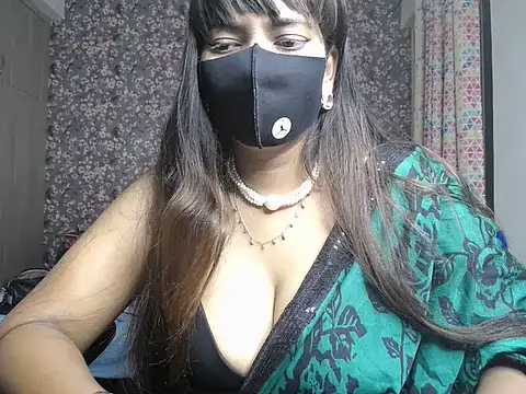 Snapshot of Goddess_Ruhii chatting on June 2026 04:38:02 PM Goddess Ruhii online show from June 2026 04:38:02 PM