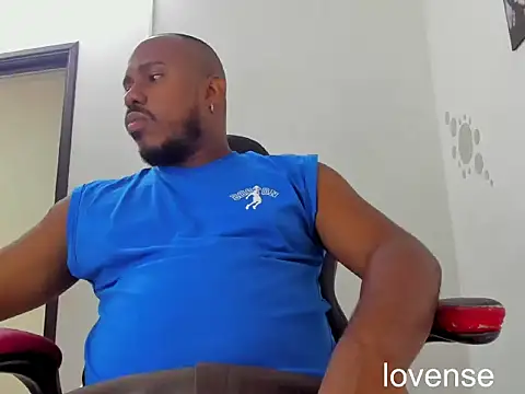 AlessandroHammed online show from June 2026 04:22:01 PM