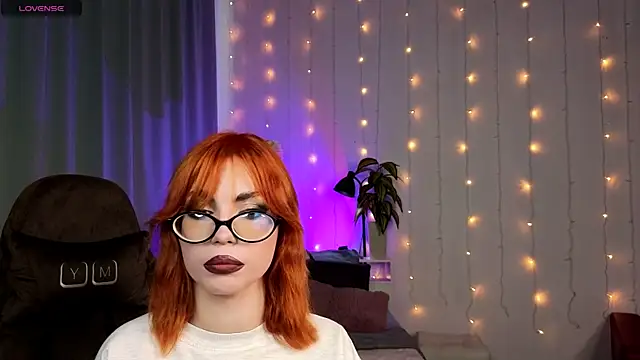 Velvet  Kiss online show from July 2026 01:35:02 PM