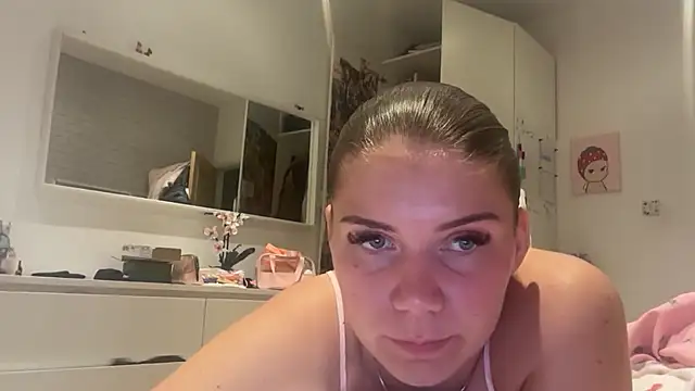 Snapshot of Melissamayy chatting on July 2026 09:29:01 PM Melissamayy online show from July 2026 09:29:01 PM