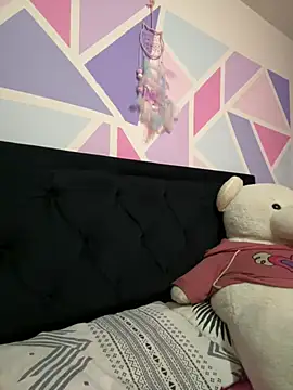 lia 20xx online show from June 2026 10:47:02 PM
