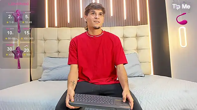 Snapshot of Zack23__ chatting on July 2026 03:17:02 AM Zack23 online show from July 2026 03:17:02 AM