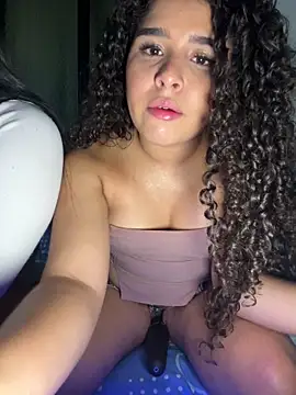 Antonella Whitmore online show from June 2026 04:44:01 AM